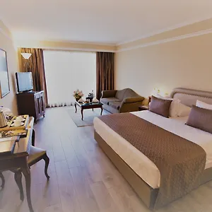 **** Otel Karaca Türkiye